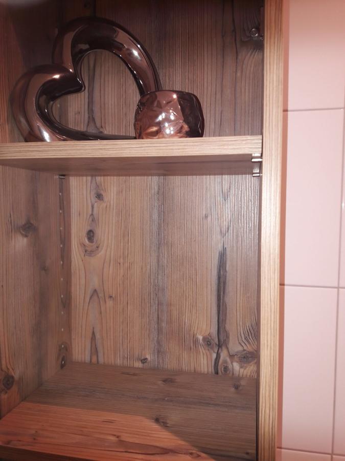 Apartment Apart Sissy See